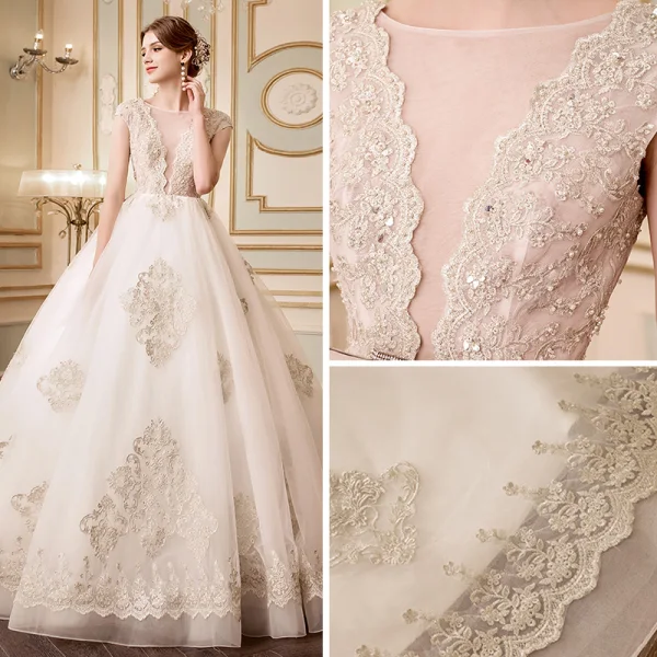 Elegante Champagner Brautkleider 2018 Ballkleid Durchsichtige V-Ausschnitt Ärmellos Rückenfreies Applikationen Mit Spitze Perlenstickerei Kathedrale Schleppe Rüschen