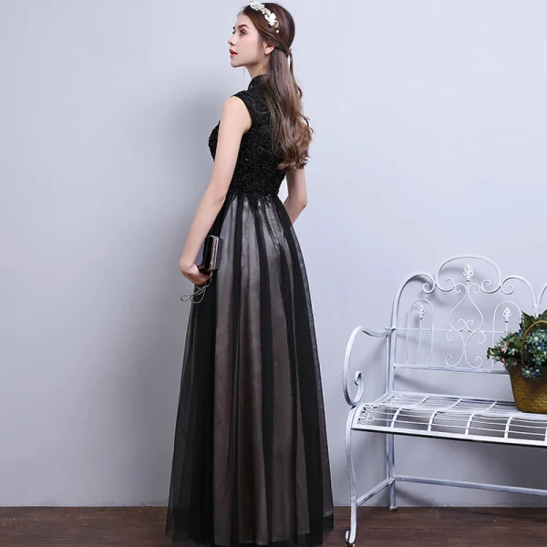 Vintage / Originale Noire Robe De Soirée 2017 Princesse Col Haut Sans Manches Appliques En Dentelle Perlage Longue Volants Dos Nu Robe De Ceremonie