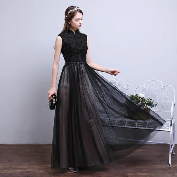 Vintage / Originale Noire Robe De Soirée 2017 Princesse Col Haut Sans Manches Appliques En Dentelle Perlage Longue Volants Dos Nu Robe De Ceremonie