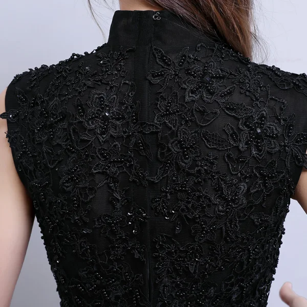 Vintage / Originale Noire Robe De Soirée 2017 Princesse Col Haut Sans Manches Appliques En Dentelle Perlage Longue Volants Dos Nu Robe De Ceremonie