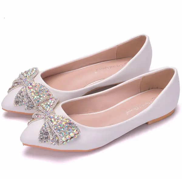 Piękne Multi-Kolory Rhinestone Kokarda Białe Płaskie Buty Ślubne 2023 Szpiczaste Buty Ślubne