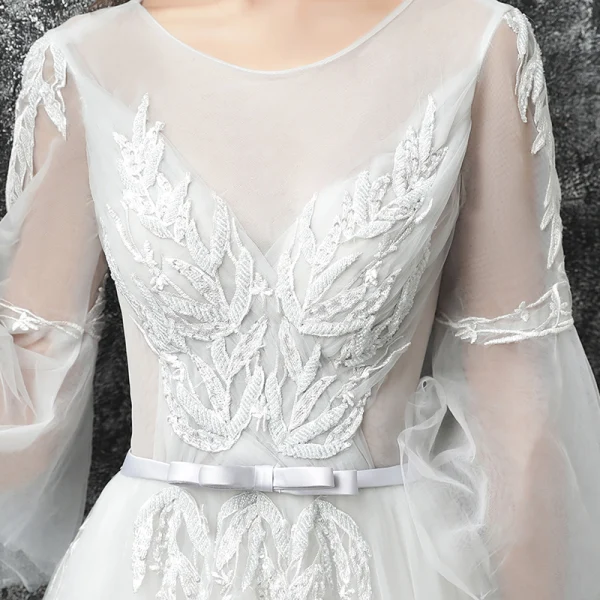 Chic / Beautiful Outdoor / Garden White Wedding Dresses 2017 A-Line / Princess Scoop Neck Long Sleeve Appliques Lace Bow Sash Court Train Backless Pierced