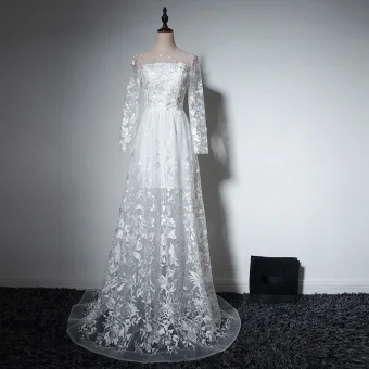 Élégant Plage Blanche Robe De Mariée 2017 Princesse Encolure Carrée Manches Longues Appliques En Dentelle Tribunal Train Volants Percé Dos Nu