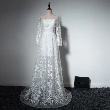 Élégant Plage Blanche Robe De Mariée 2017 Princesse Encolure Carrée Manches Longues Appliques En Dentelle Tribunal Train Volants Percé Dos Nu