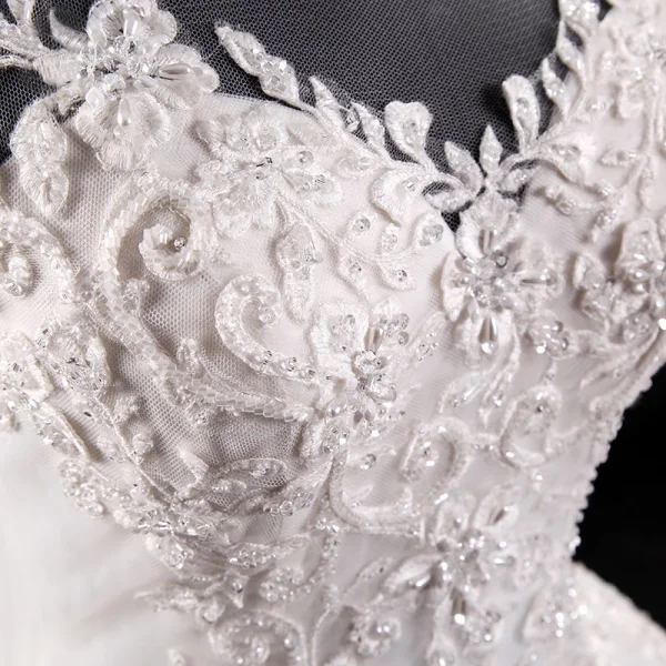 Vintage White Wedding Dresses 2017 Ball Gown Pierced High Neck Sleeveless Backless Appliques Lace Beading Rhinestone Crystal Cathedral Train
