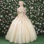 Élégant Robe De Bal 2017 En Dentelle Appliques Cristal Faux Diamant Perle Dos Nu Encolure Dégagée 3/4 Manches Longue Dorés Robe Boule