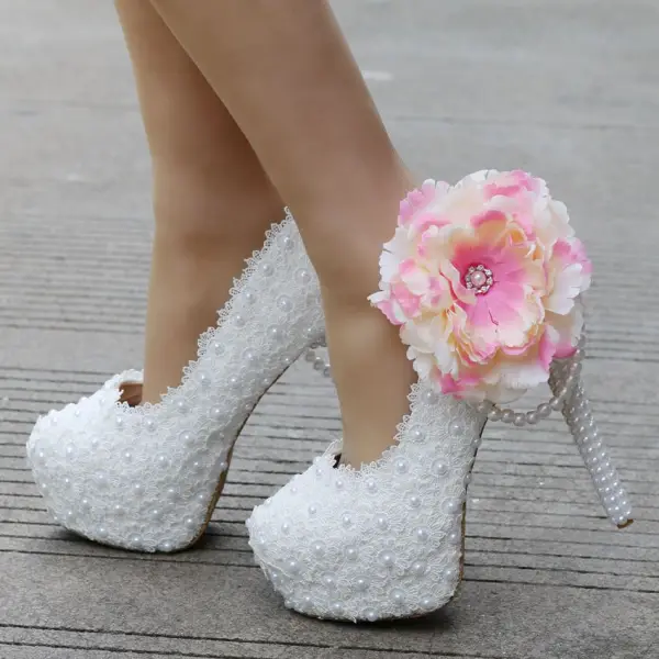 Ongebruikelijk Witte Parel Kant Bloem Appliques Bruidsschoenen 2025 14 cm Naaldhakken / Stiletto Ronde Neus Huwelijk Pumps Hoge Hakken
