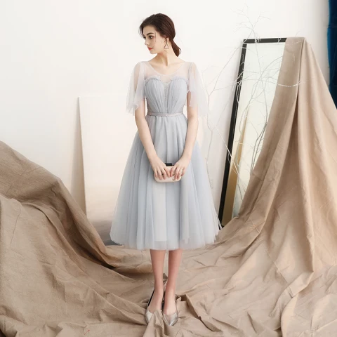 Modest / Simple Grey See-through Homecoming Graduation Dresses 2018 A-Line / Princess Scoop Neck Short Sleeve Sash Tea-length Ruffle Backless Formal Dresses