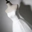 Simple Plage Blanche Robe De Mariée 2017 Asymétrique Princesse Bustier Sans Manches Dos Nu Appliques En Dentelle