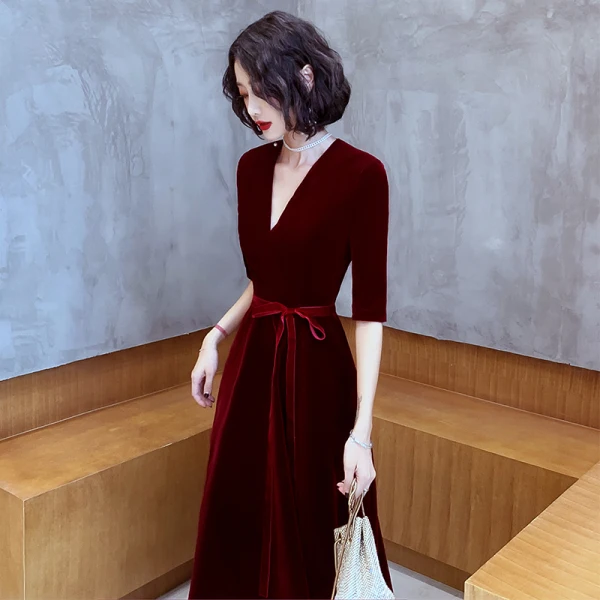 Elegant Burgundy Suede Evening Dresses 2021 A-Line / Princess V-Neck Bow 1/2 Sleeves Floor-Length / Long Evening Party Formal Dresses