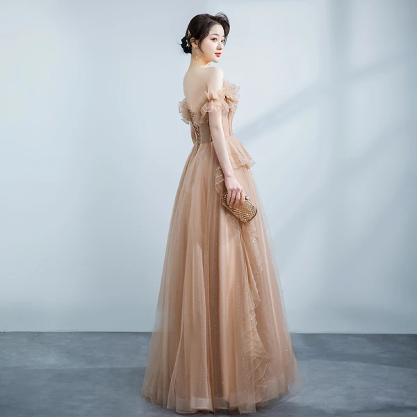 Edles Champagner Ballkleider 2021 A Linie Rüschen Off Shoulder Perlenstickerei Strass Ärmellos Rückenfreies Lange Festliche Kleider