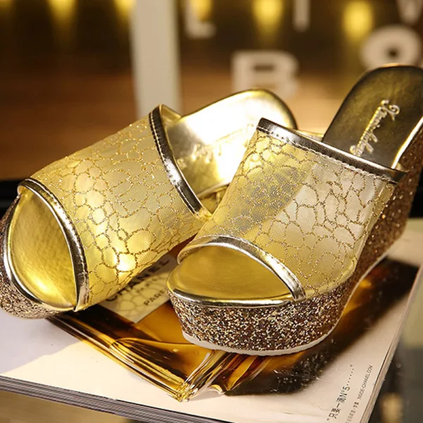Charmant Doré Soirée Sandales Femme 2020 Glitter Paillettes 9 cm Compensées Peep Toes / Bout Ouvert Sandales