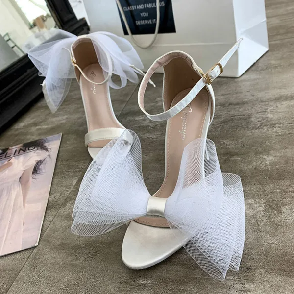 Piękne Białe Kokarda Buty Ślubne 2020 Z Paskiem 10 cm Szpilki Peep Toe Ślub Sandały