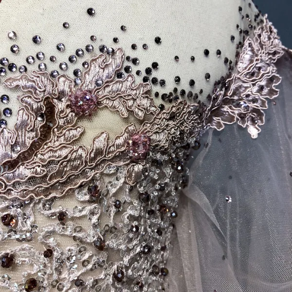 Luxe Perle Rose Robe De Soirée 2018 Princesse Appliques En Dentelle Perlage Cristal Faux Diamant Paillettes Encolure Dégagée Dos Nu 1/2 Manches Longue Robe De Ceremonie