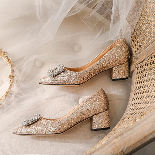 Sparkly Silver Rhinestone Wedding Shoes 2020 Sequins 7 cm Thick Heels Pointed Toe Wedding Pumps