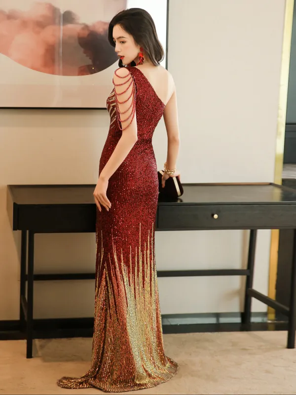 Scintillantes Sexy Bordeaux Paillettes Robe De Soirée 2021 Trompette / Sirène Une épaule Perlage Sans Manches Dos Nu Train De Balayage Soirée Robe De Ceremonie