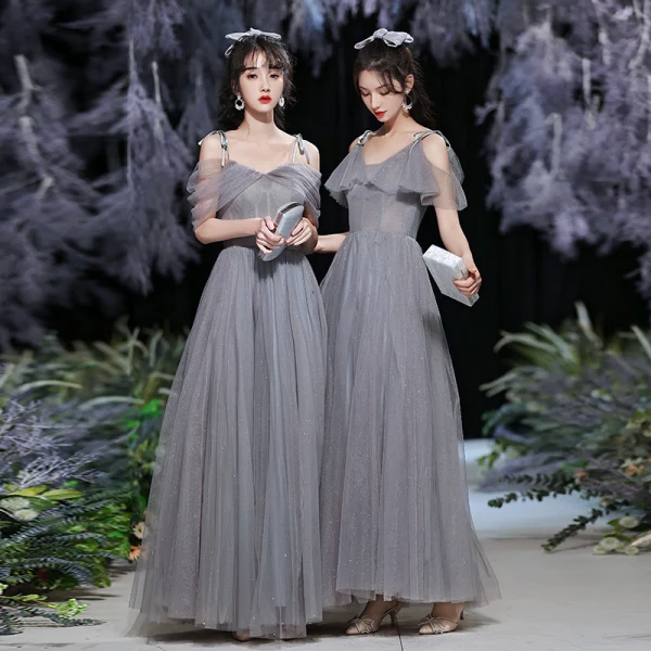 Modest / Simple Grey Bridesmaid Dresses 2021 A-Line / Princess Glitter Spaghetti Straps Short Sleeve Backless Floor-Length / Long Bridesmaid Wedding Party Dresses