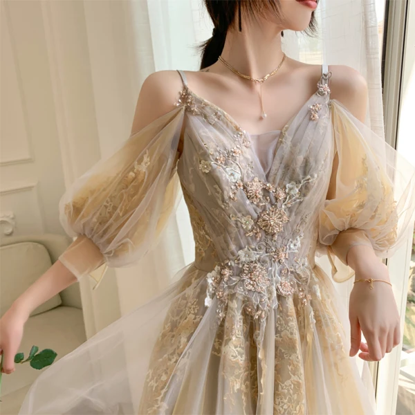 Chic / Beautiful Champagne Bridesmaid Dresses 2021 A-Line / Princess V-Neck Beading Pearl Sequins Lace Flower Short Sleeve Backless Floor-Length / Long Bridesmaid Wedding Party Dresses