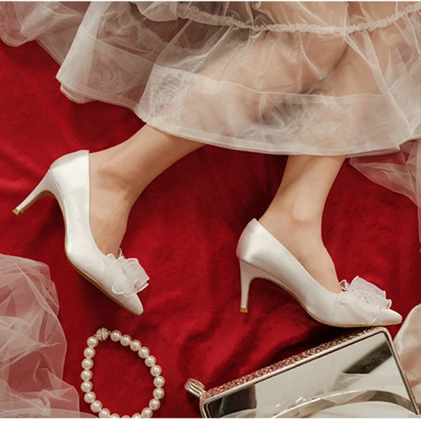 Schöne Weiß Strass Schleife Brautschuhe 2020 7 cm Stilettos Spitzschuh Hochzeit Pumps