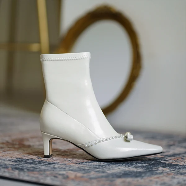 Modest / Simple Black Street Wear Pearl Bow Womens Boots 2020 Leather 5 cm Thick Heels Pointed Toe Boots