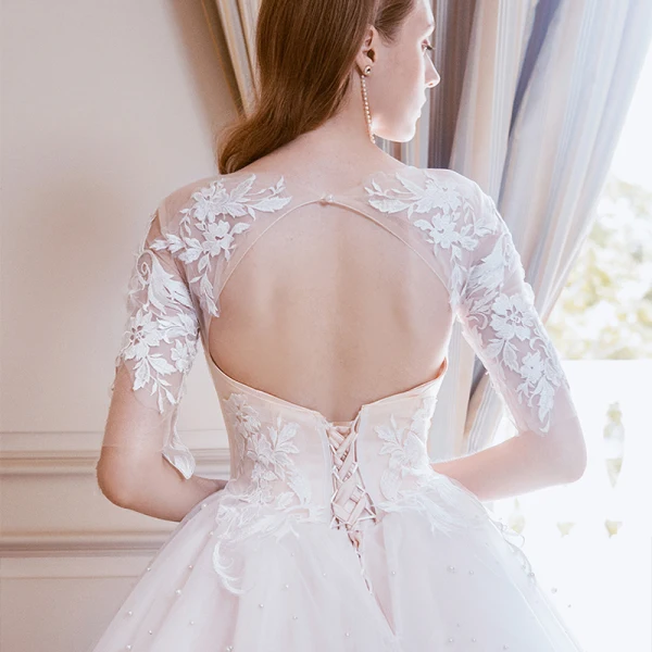 Elegant Champagne Wedding Dresses 2018 Ball Gown Lace Flower Pearl Scoop Neck Backless 1/2 Sleeves Cathedral Train Wedding