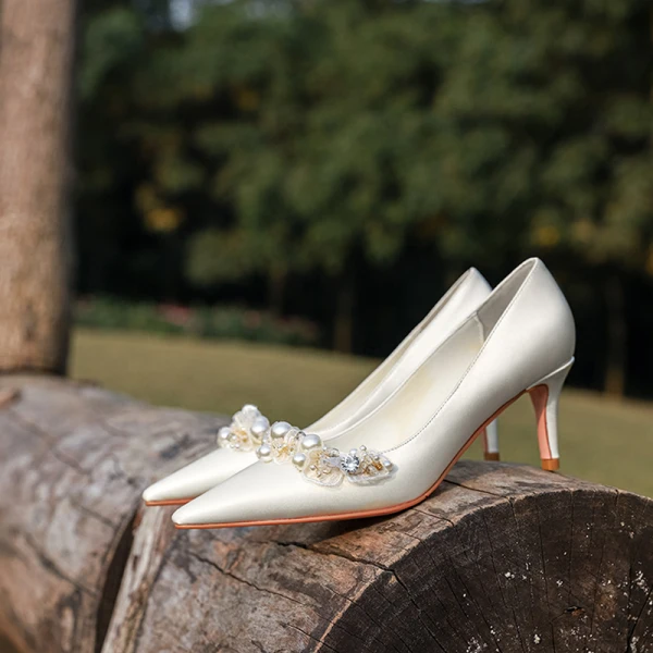 Classy Ivory Pearl Rhinestone Wedding Shoes 2020 8 cm Stiletto Heels Pointed Toe Wedding Pumps