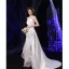 Charmant Blanche Volants en Cascade Plage Légère Robe De Mariée 2021 Princesse Satin Bustier Sans Manches Dos Nu Fendue devant Train De Balayage Mariage