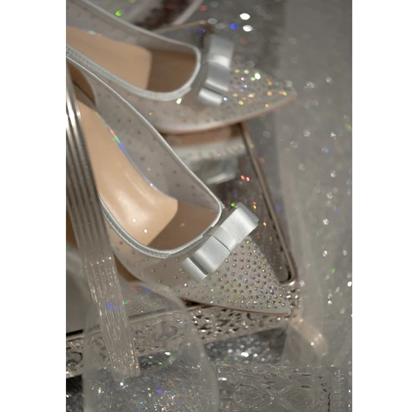 Élégant Ivoire Noeud Faux Diamant Chaussure De Mariée 2021 6 cm Talons Aiguilles À Bout Pointu Mariage Escarpins Talons Hauts