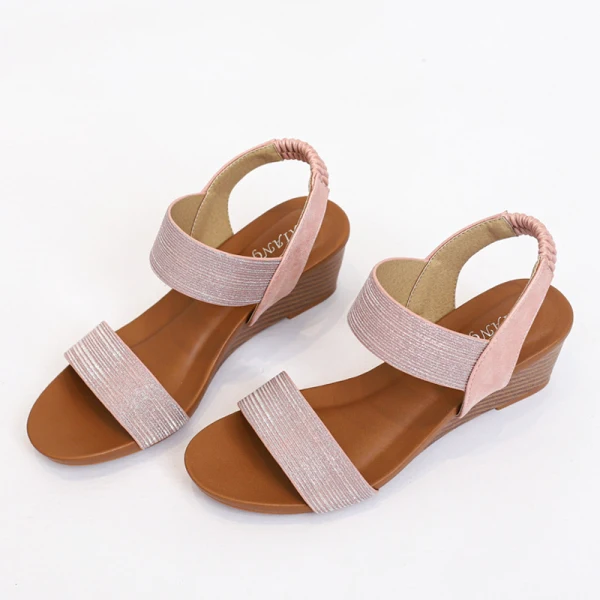 Fashion Gold Street Wear Ankle Strap Womens Sandals 2021 5 cm Wedges Open / Peep Toe Sandals