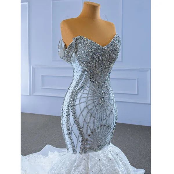 Luxus / Herrlich Fabelhaft Weiß Brautkleider / Hochzeitskleider 2021 Meerjungfrau Bandeau Perlenstickerei Strass Spitze Blumen Ärmellos Rückenfreies Kathedrale Schleppe Hochzeit