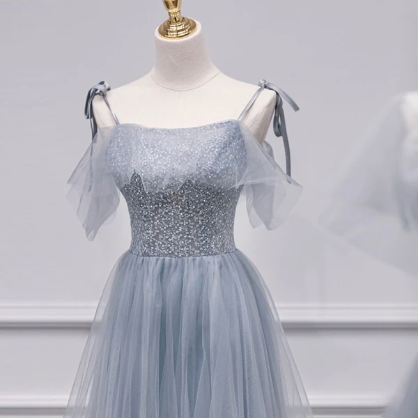 Schöne Himmelblau Perlenstickerei Pailletten Brautjungfernkleider 2021 A Linie Kurze Ärmel Rückenfreies Lange Kleider Für Hochzeit