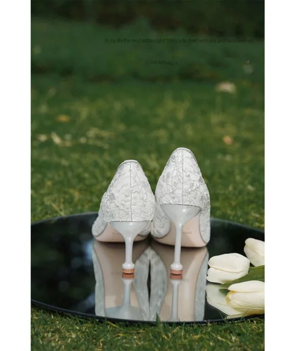 Elegant Grey Lace Flower Wedding Shoes 2022 8 cm Stiletto Heels Pointed Toe Wedding Pumps High Heels