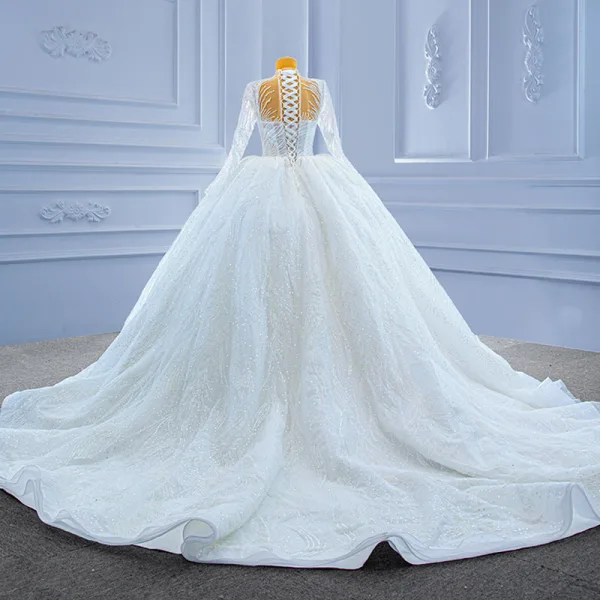 High End Weiß Handgefertigt Perlenstickerei Pailletten Brautkleider / Hochzeitskleider 2022 Ballkleid Stehkragen Lange Ärmel Königliche Schleppe