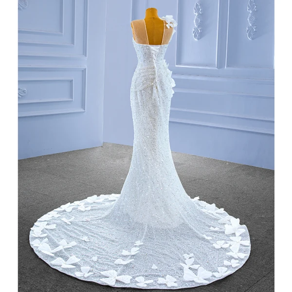 Sparkly High-end White Beading Pearl Sequins Wedding Dresses 2022 Trumpet / Mermaid Scoop Neck Appliques Sleeveless Backless Chapel Train Wedding