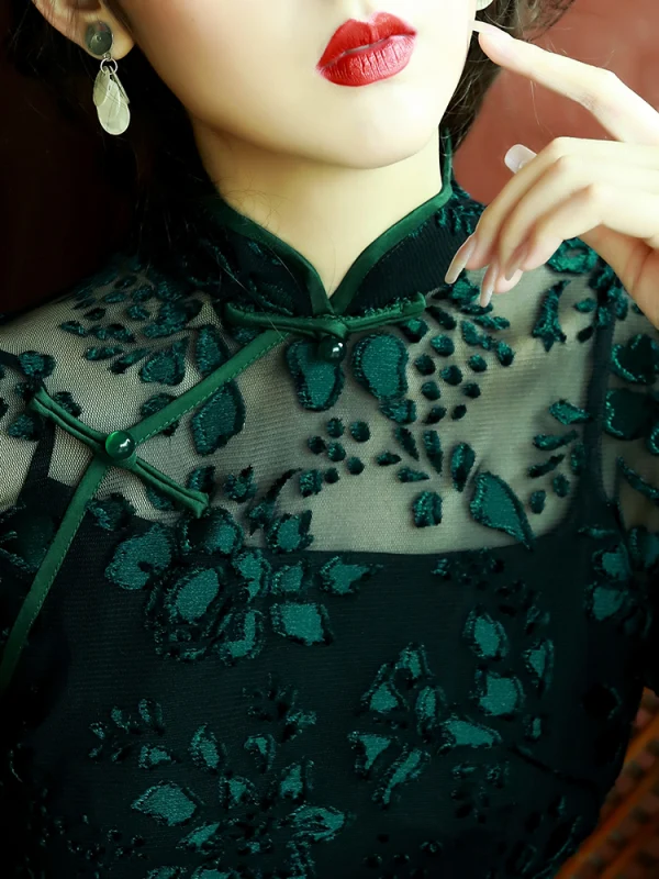 Vintage / Retro Dark Green Split Front Cheongsam 2022 Trumpet / Mermaid High Neck Short Sleeve Tea-length Evening Party Cheongsam / Qipao