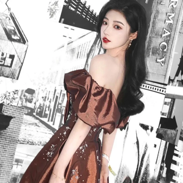 Modest / Simple Brown Beading Satin Evening Dresses 2022 A-Line / Princess Off-The-Shoulder Puffy Short Sleeve Backless Tea-length Prom Formal Dresses