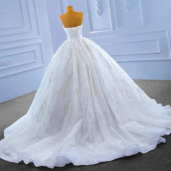 Luxury / Gorgeous Ivory Wedding Dresses 2022 Ball Gown Strapless Beading Pearl Sequins Sleeveless Backless Chapel Train Wedding