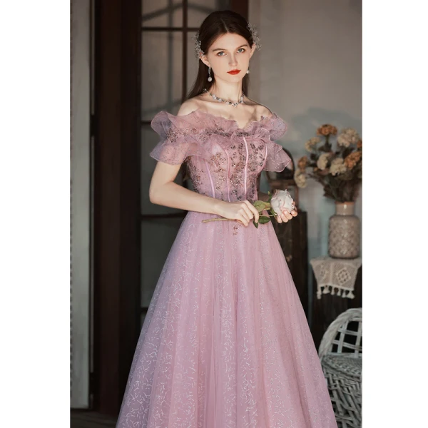 Charmant Rougissant Rose Robe De Bal 2022 Princesse Volants De l'épaule Glitter Perlage Paillettes Faux Diamant Manches Courtes Dos Nu Longue Robe De Ceremonie