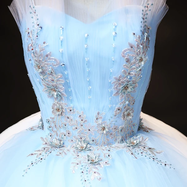 Élégant Bleu Ciel Robe De Bal 2021 Robe Boule Bretelles Spaghetti Perle Faux Diamant En Dentelle Fleur Sans Manches Dos Nu Longue Promo Robe De Ceremonie