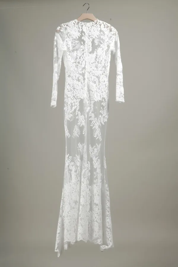 Sexy White Maxi Dresses 2018 Trumpet / Mermaid See-through Lace Flower V-Neck Long Sleeve Floor-Length / Long Womens Clothing