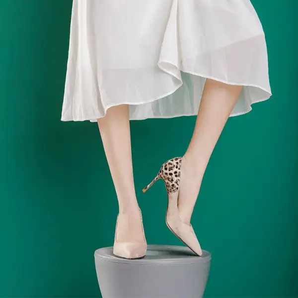 Mode Aprikos / Beige Fest Läder Leopardmönstrad Mocka Pumps 2021 10 cm Stilettklackar Högklackade Spetsiga Pumps