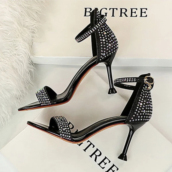 Sexy Argenté Soirée Faux Diamant Sandales Femme 2021 Bride Cheville 8 cm Talons Aiguilles Peep Toes / Bout Ouvert Talons Hauts Sandales