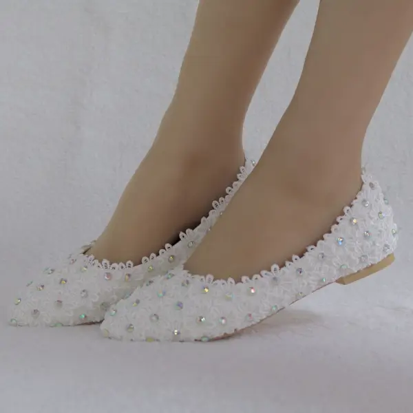 Chic / Beautiful White Wedding Shoes 2018 Lace Flower Rhinestone Pointed Toe Wedding Flat
