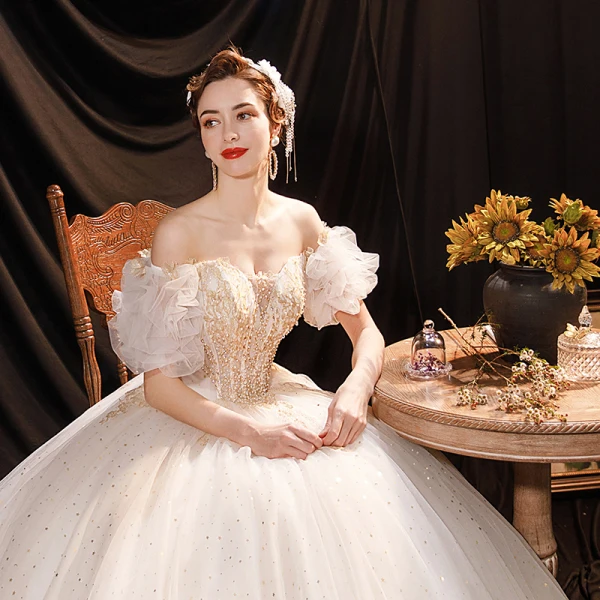 Affordable Charming Ivory Beading Pearl Sequins Wedding Dresses 2021 Ball Gown Off-The-Shoulder Ruffle Short Sleeve Backless Chapel Train Wedding
