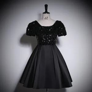 Chic Belle Noire Paillettes Satin Robe De Bal 2023 Princesse Encolure Carrée Manches Courtes Dos Nu Longue Promo Robe De Ceremonie
