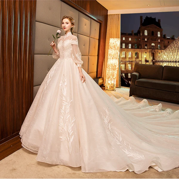 Luxus / Herrlich Champagner Brautkleider / Hochzeitskleider 2019 A Linie Stehkragen Spitze Blumen Lange Ärmel Rückenfreies Königliche Schleppe