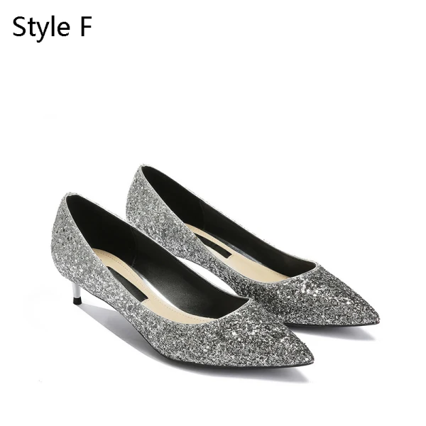 Schöne Silber Abend Pumps 2019 Leder Pailletten 4 cm Stilettos Spitzschuh Low Heel Pumps