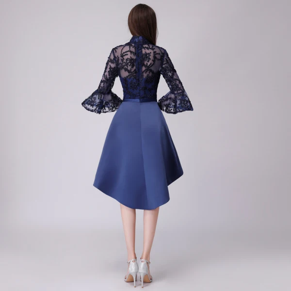 Chic / Belle de retour Kaki Robe De Graduation 2018 Princesse Noeud En Dentelle Asymétrique Col Haut 3/4 Manches Robe De Ceremonie