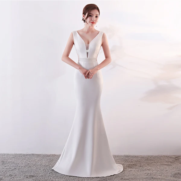 Chic / Beautiful Solid Color Burgundy Evening Dresses 2019 Trumpet / Mermaid V-Neck Beading Crystal Sleeveless Backless Floor-Length / Long Formal Dresses