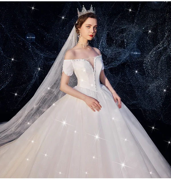 Charmant Ivoire Robe De Mariée 2019 Robe Boule De l'épaule Perlage Paillettes Manches Courtes Dos Nu Cathedral Train